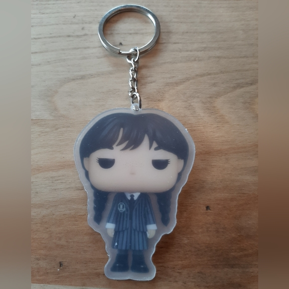 NWOT - Wednesday Adams key ring new - Picture 3 of 4